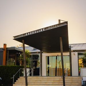 Shoreline Hotel